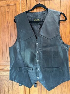 Scully Black Leather Vest Mens Medium